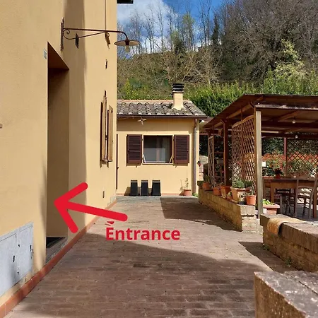Rustic Tuscan Retreat A Cozy Escape Near Siena Val di Pugna