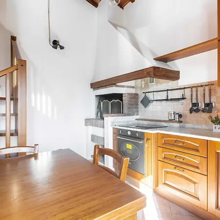 Rustic Tuscan Retreat A Cozy Escape Near Siena Διαμέρισμα